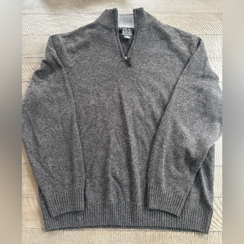 Jos. A. Bank Men’s Gray V-Neck Sweater Classic Knit